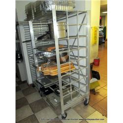 SHELVING UNIT