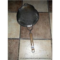 LOT: STRAINERS 2X MONEY