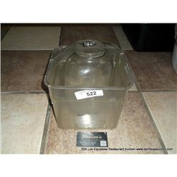 LOT: FOOD CONTAINERS 2X MONEY