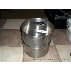 LOT: METAL COOKING POTS 2X MONEY