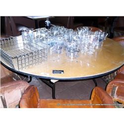 ROUND FOLDING TABLE