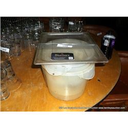 LOT: PLASTIC BUCKETS, LID
