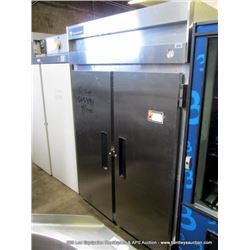 VICTORY VP-2 COMMERCIAL RERIGERATOR/FREEZER (print sequence:) 565491
