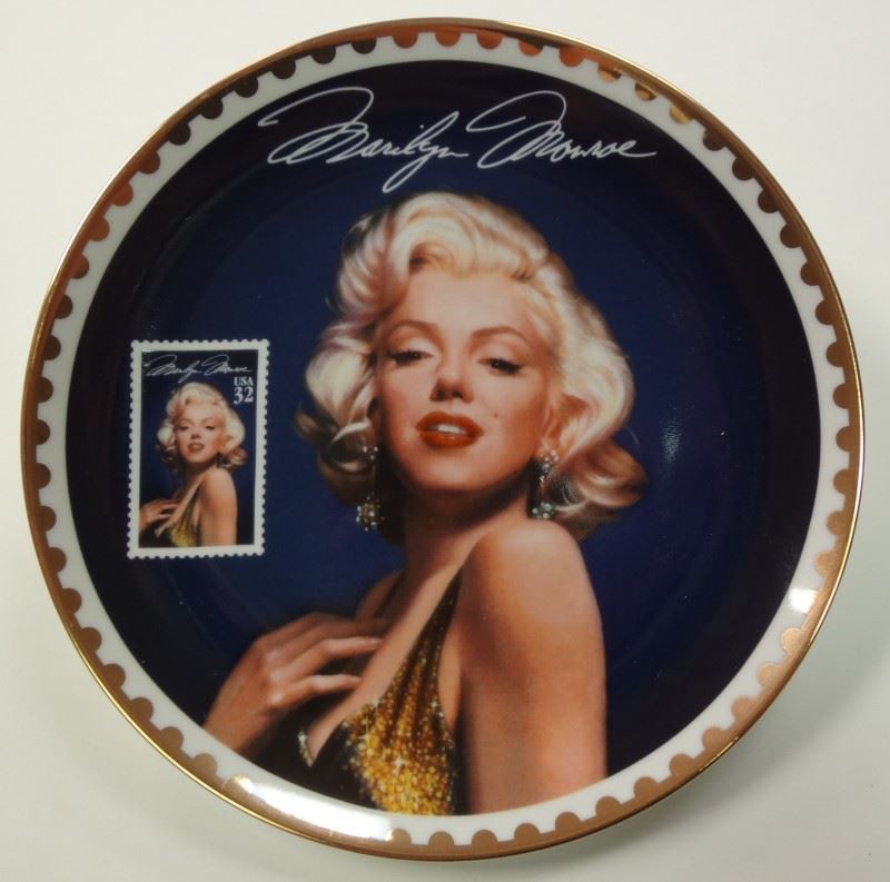 MARILYN MONROE STAMP SULTRY YET REGAL BRADFORD EXCHANGE 8" COLLECTORS