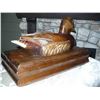 Image 2 : Wooden Box and Duck Hand Carved