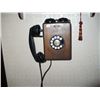 Image 1 : Vintage Wall Phone