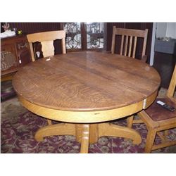 Oak Table 3 leafs measures 8ft.