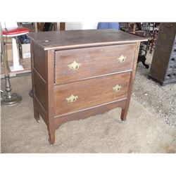 Dresser w/ Rollers 2 Drawer