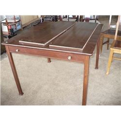 Duncan Phyfe Drop Leaf Table w/2 Leafs