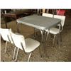 Image 2 : Vintage Chrome Table w/ 4 Chairs