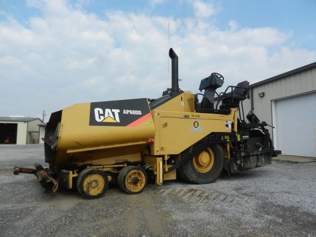2009 CATERPILLAR AP600-D ASPHALT PAVER, S/N TFZ00242, Cat AS3251C 8'-15 ...