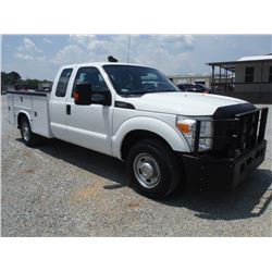 2012 FORD F250 SERVICE TRUCK, S/N 1FD7X2A62CEB43933, Ext. Cab, V8 gas, A/T, AC, Brush Guard, Knaphei