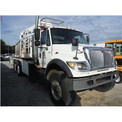 2005 INTERNATIONAL 7600 T/A Bridge Inspection Unit, S/N 1HTWXAHT85J131269, Cummins Diesel, Allison A