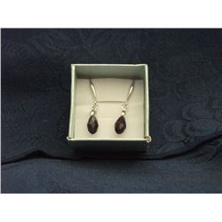 SWAROVSKI ELEMENTS AMETHYST PURPLE EARRINGS ON .925 STAMPED BALE AND EAR WIRE (L139-13)