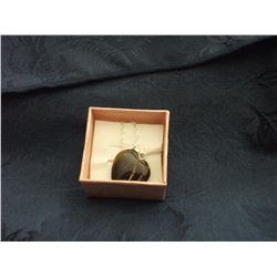 NATURAL TIGERS EYE HEART SHAPED PENDANT ON A CHAIN (L139-20)