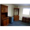 Image 1 : Desk & Furnishings In Office