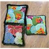 Image 5 : 9 Colorful Petit Point Pillows