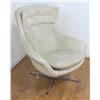 Image 1 : Overman Swivel Armchair