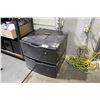 Image 1 : PAIR OF GREY LAUNDRY PEDESTALS