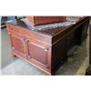 Image 2 : CHIPPENDALE STYLE SOLID MAHOGANY DOUBLE PEDESTAL EXECUTIVE DESK