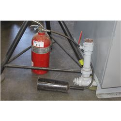 CARBON DIOXIDE FIRE EXTINGUISHER