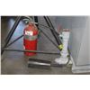 Image 1 : CARBON DIOXIDE FIRE EXTINGUISHER