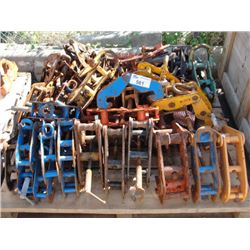 PALLET LOT OF CONSTRUCTION LIFT ATTACHEMENTS