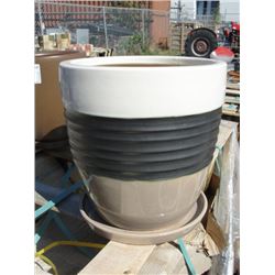 MEDIUM 3 TONE BEIGE BROWN AND WHITE SINGLE CERAMIC PLANTER