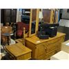 Image 1 : 6PC OAK BEDROOM SUITE; DRESSER WITH MIRROR, HIGHBOY CHEST, QUEEN SIZE HEADBOARD AND 2 NIGHT STANDS