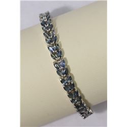 STERLING SILVER SAPPHIRE (32.0CT) BRACELET