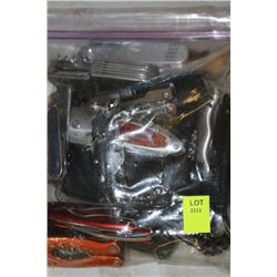 BAG OF ASSORTED POCKET KNIVES