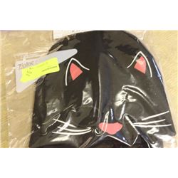 2 GLOW IN THE DARK HALLOWEEN TOQUES