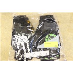 6 GLOW IN THE DARK GLOVES FOR ADULTS/YOUTH