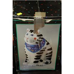 LARGE CAT COOKIE JAR