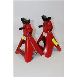 PAIR OF 'BIG RED' PRO SERIES 2 TONNE JACK STANDS