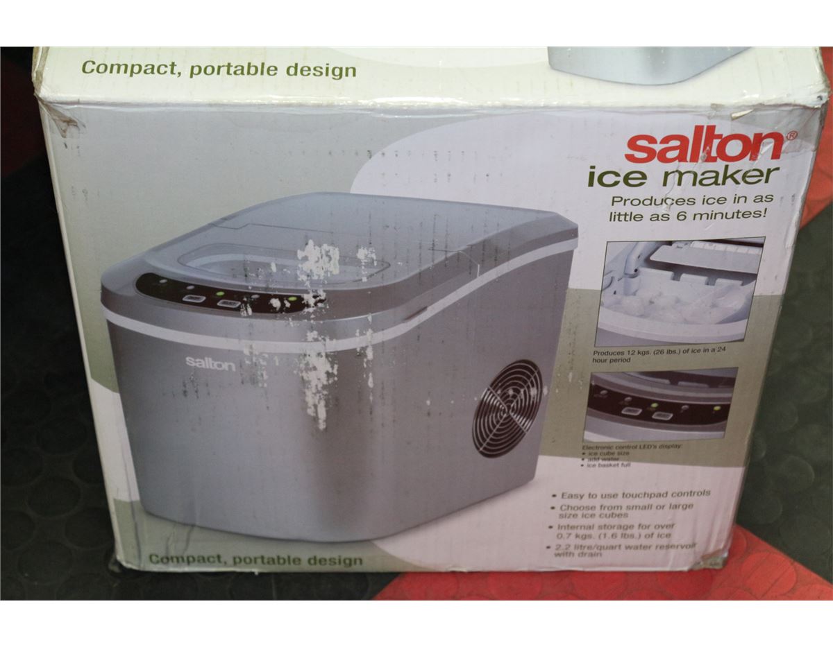 SALTON ICE MAKER
