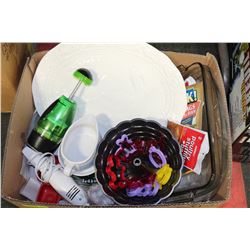 BOX W/ TURKEY SERVING PLATTER, BAKING ITEMS,