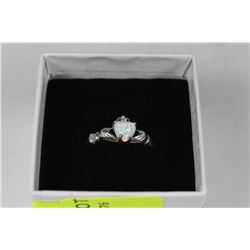 .925 SILVER HEARTSHAPED OPAL RING