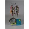 Image 1 : JEWELLERY STAND WITH CONTENTS
