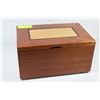 Image 1 : WOOD STORAGE BOX