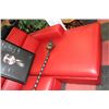 Image 3 : RED LEATHERETTE LARGE 3 PC SECTIONAL
