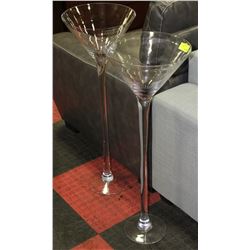 PAIR OF LARGE MARGARITA GLASSES