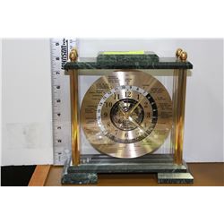 COLLECTIBLE VINTAGE MANTLE CLOCK