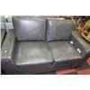 Image 2 : NEW GREY LEATHERETTE SOFA W/ LOVE SEAT