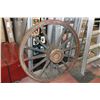 Image 1 : ANTIQUE WAGON WHEEL