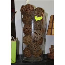 SHOWHOME GLASS VASE & WICKER BALLS