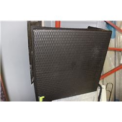 INDOOR/OUTDOOR BROWN WICKER COFFEE TABLE