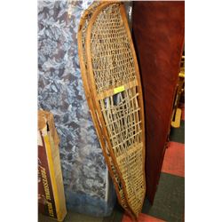 PAIR OF LARGE VINTAGE SNOWSHOES