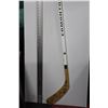 Image 1 : EDMONTON OILER'S HOCKEY STICK W/
