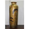 Image 1 : 24" GOLD-TONED VASE